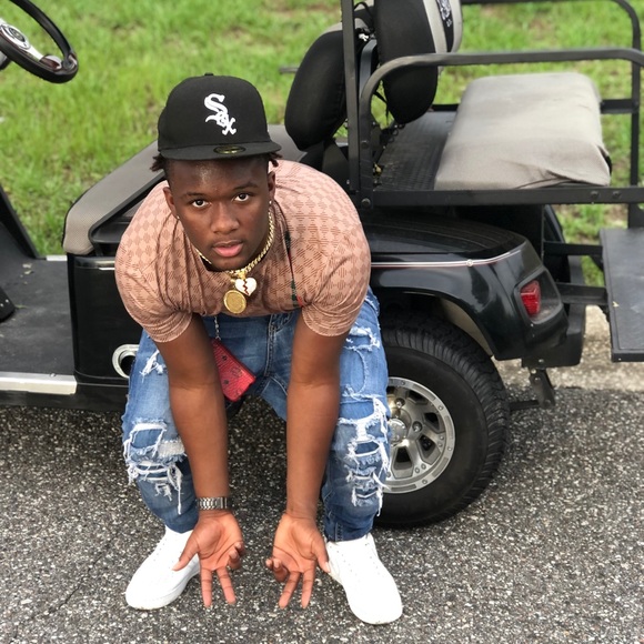 Meet your Posher, Gaboreius - Picture 1 of 1